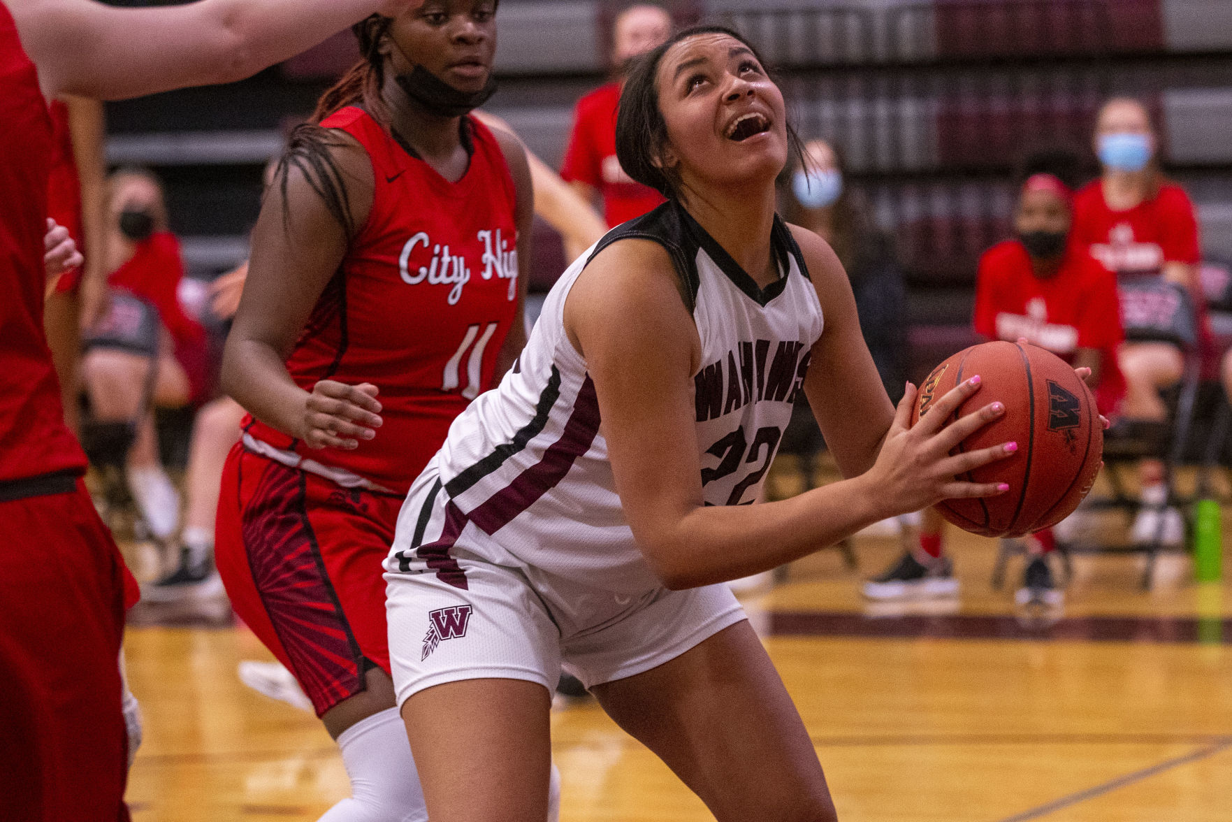 GBBall Waterloo West vs. Iowa City High 4